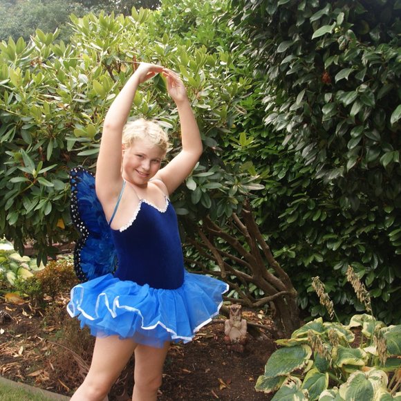 New FAIRY COSTUME Blue Leotard w/Tutu & Wings sz L - Picture 6 of 14